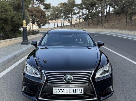 Lexus  2013