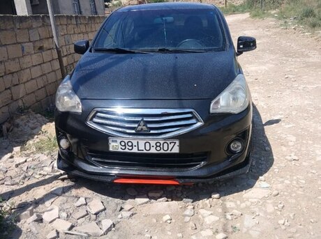 Mitsubishi Attrage 2014
