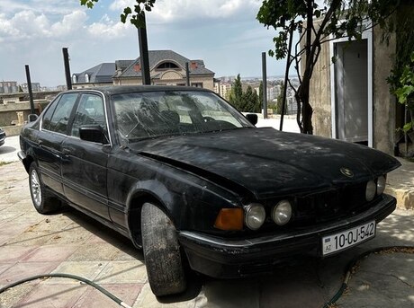 BMW 735 1987
