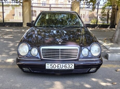 Mercedes E 240 1999