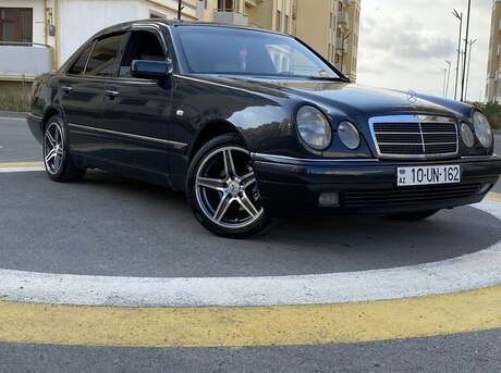 Mercedes E 230 1996