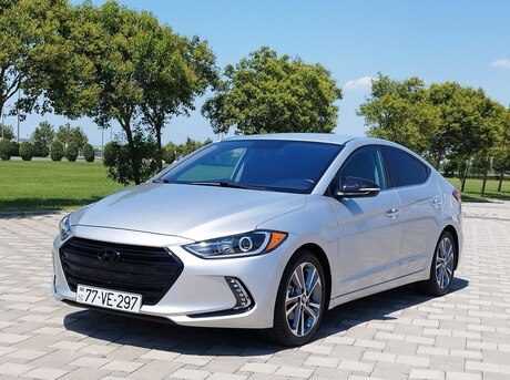 Hyundai Elantra 2016