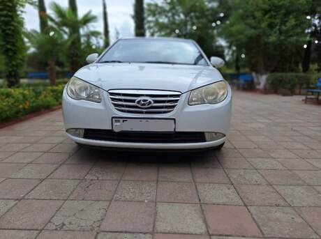 Hyundai Elantra 2010