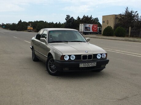 BMW 525 1989