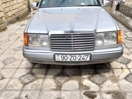 Mercedes 230 E 1988