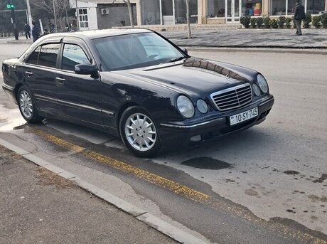 Mercedes E 220 2001
