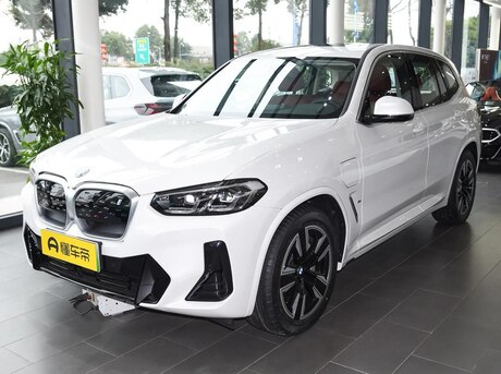 BMW  2025
