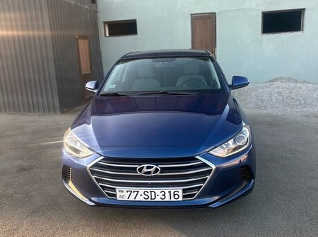 Hyundai Elantra 2016