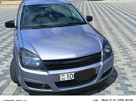 Opel Astra 2005