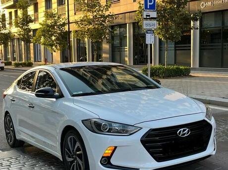 Hyundai Avante 2016