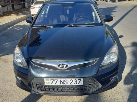 Hyundai i30 2011