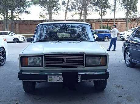 LADA (VAZ) 2107 2001