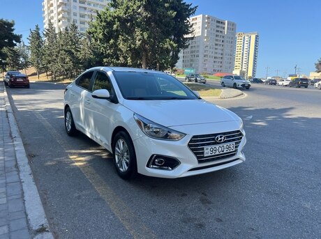 Hyundai Accent 2021