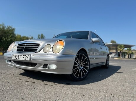 Mercedes E 320 2000