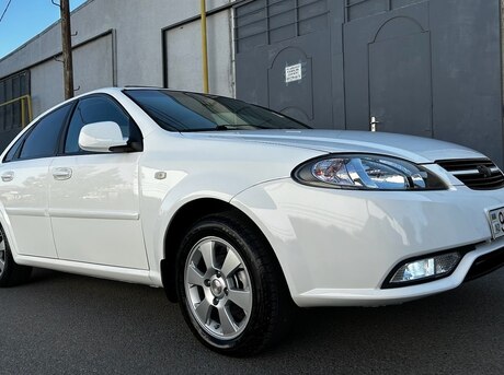 Daewoo Gentra 2014