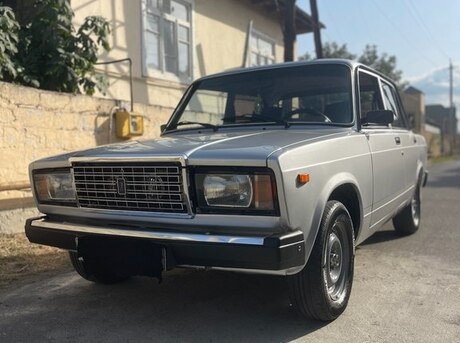 LADA (VAZ) 2107 2010