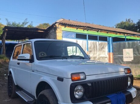 LADA (VAZ) Niva 2017