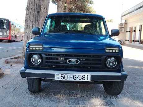 LADA (VAZ) Niva 2015