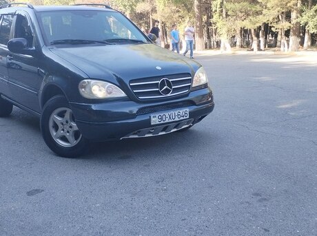 Mercedes ML 320 4MATIC 2000