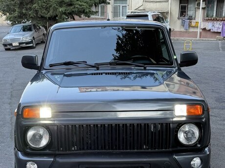 LADA (VAZ) 2121 Niva (4x4) 2021