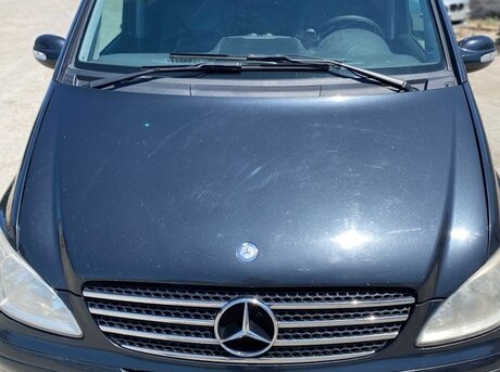 Mercedes Viano 2007