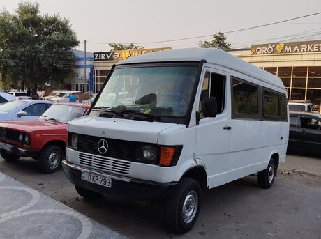 Mercedes 208 D 1994