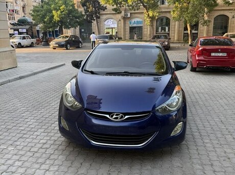 Hyundai Elantra 2011