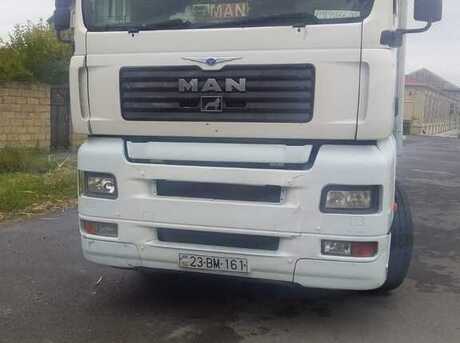 MAN  2001