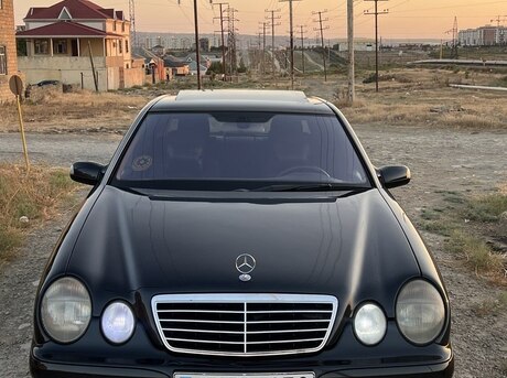 Mercedes E 220 2001