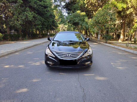 Hyundai Sonata 2011