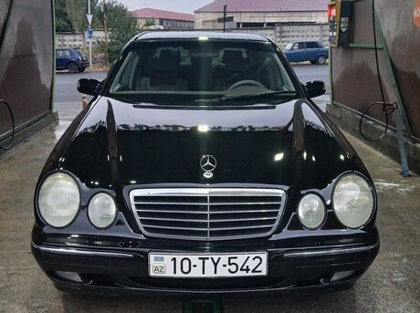 Mercedes E 220 2001
