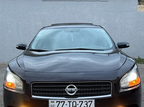 Nissan Maxima 2011