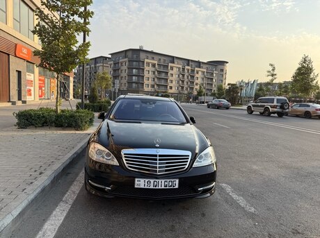 Mercedes S 350 2011