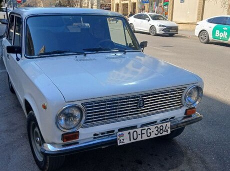 LADA (VAZ) 21011 1984