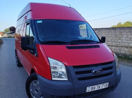 Ford Transit 2010