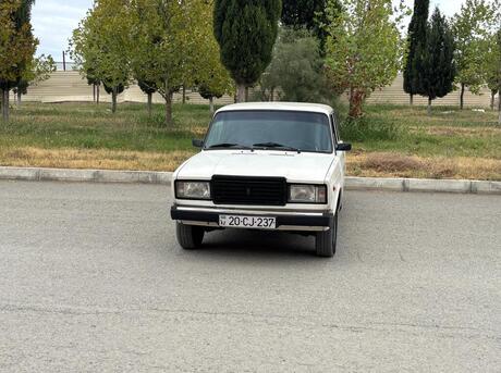 LADA (VAZ) 2107 2000