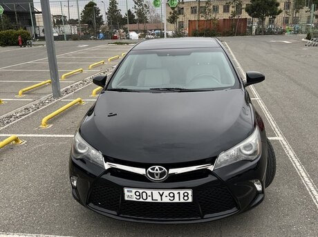 Toyota Camry 2015