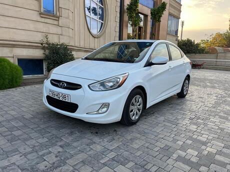 Hyundai Accent 2015