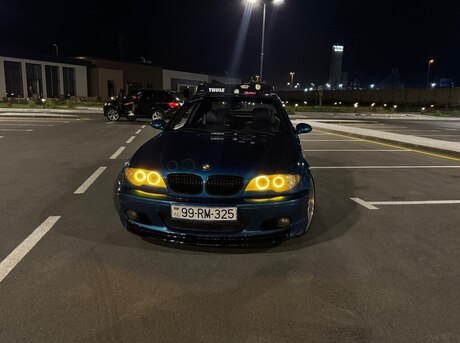 BMW 330 2004
