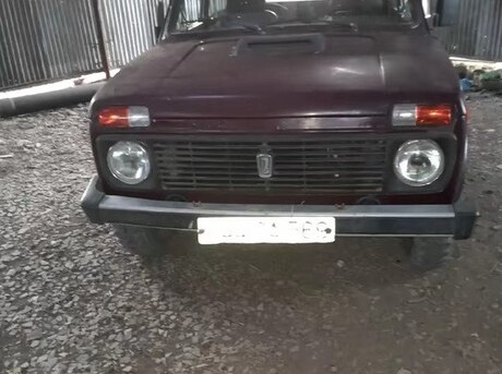 LADA (VAZ) Niva 1988