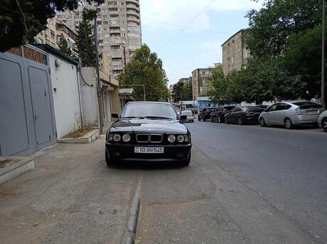 BMW 525