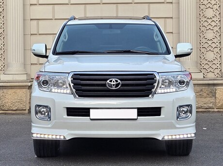 Toyota Land Cruiser 2012