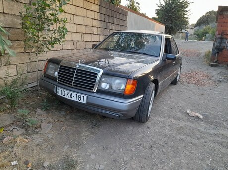 Mercedes 230 E 1992