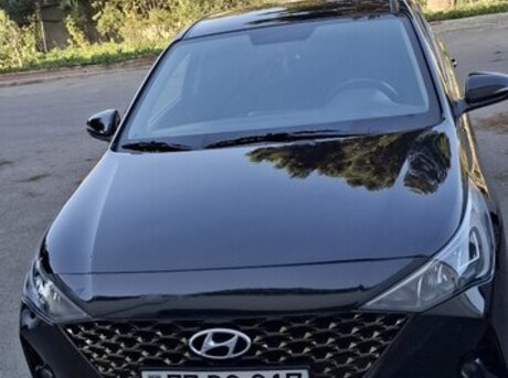 Hyundai Accent 2021