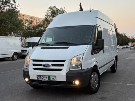 Ford Transit 2010