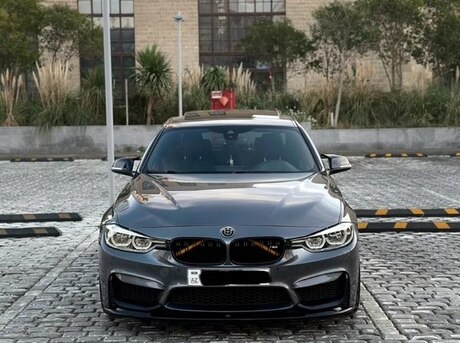 BMW 330 2017