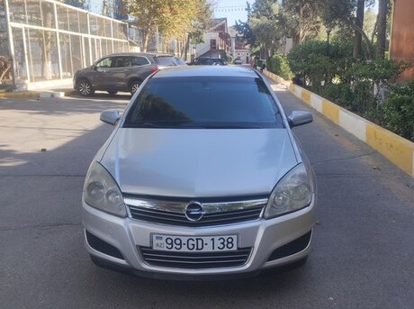 Opel Astra 2008
