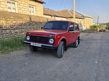 LADA (VAZ) Niva 1995