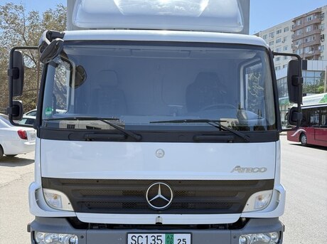 Mercedes Atego 818 2010