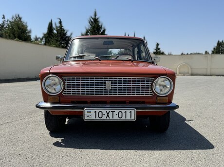 LADA (VAZ) 21011 1983
